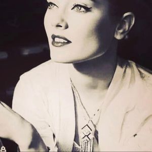 Meet your Posher, Gena